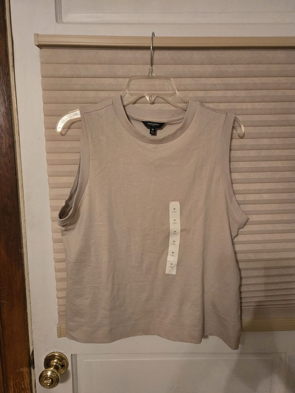 Sleeveless Crewneck Tank Top - Beige